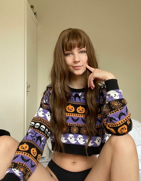 Zaraddiction high quality actress img