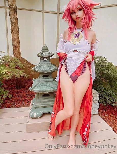 Hopeyhazbin actress photo