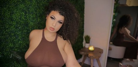 nessatnight hd pornstar pic