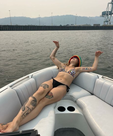 anal princess onlyfans pornographic picture