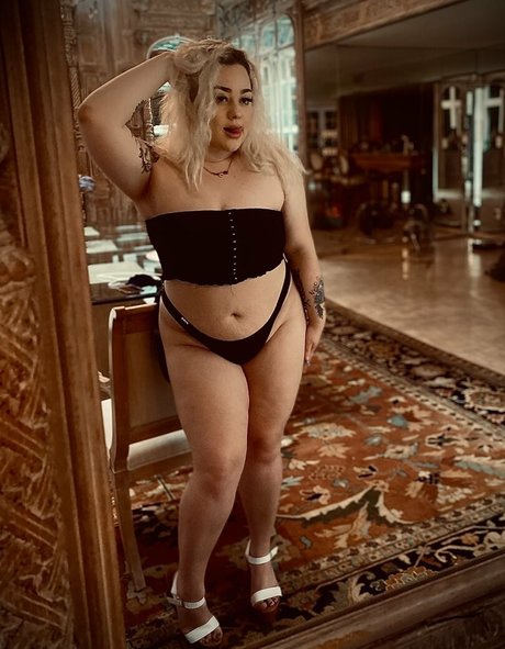 hailey rae20 pornstar nude img