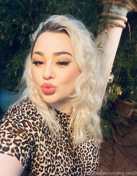 hailey rae20 perfect actress pics