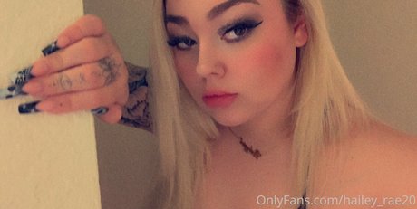 hailey rae20 pornstar nude picture