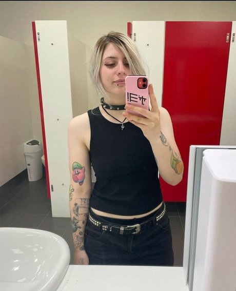 Vickierules exclusive pornstar gallery