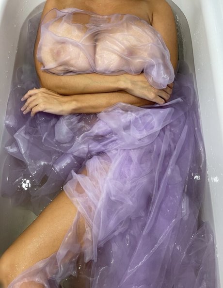 Lady Gorbunova nude model picture