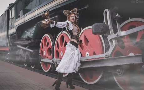 Anya Ichios hd model image