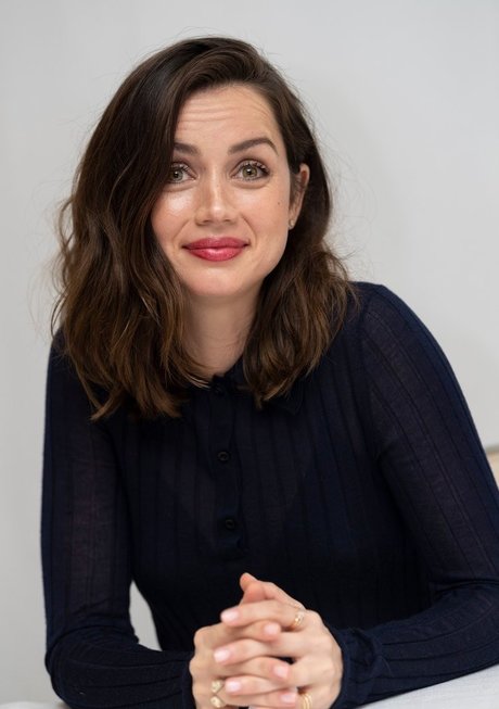 Ana De Armas high quality actress image