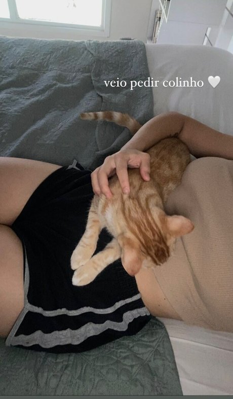 Eduarda Yuni pornographic model archive