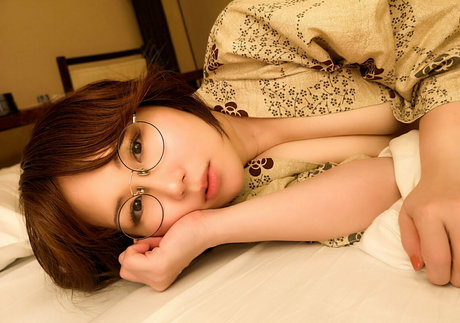 moremore1108 naked model images