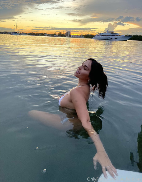 Claudia Tihan star image