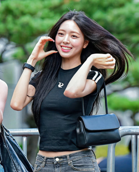 itzy all in us free actress pic