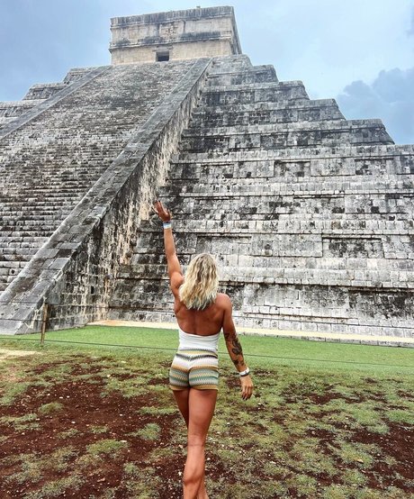 Sol Ruca pornographic actress pic