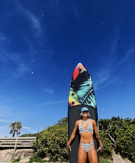 Sol Ruca hot star photos