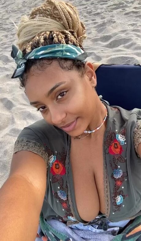 planterriah naked actress photos