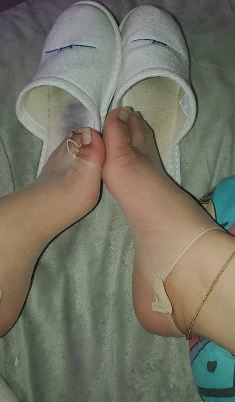 missfeetstink best model image