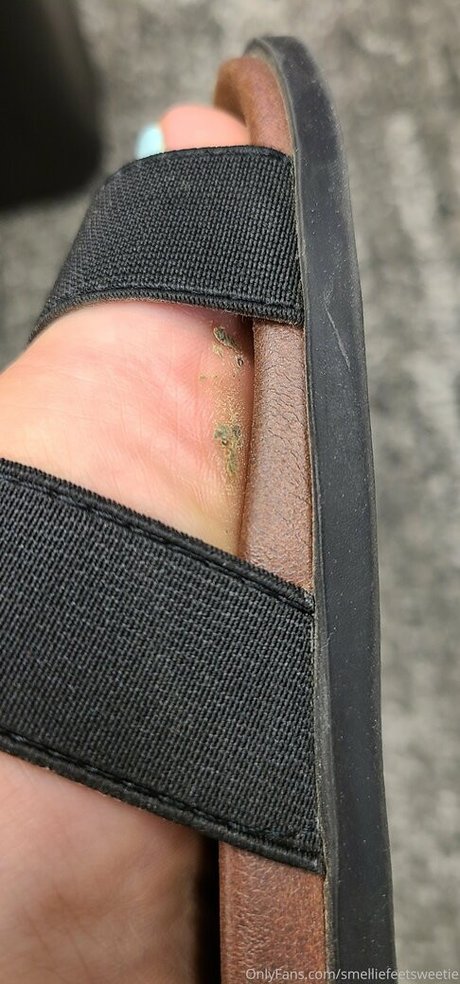 smelliefeetsweetie porn star pictures