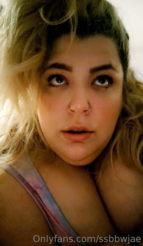 ssbbwjae hd model pic