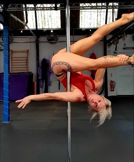 lunatickles best pornstar image