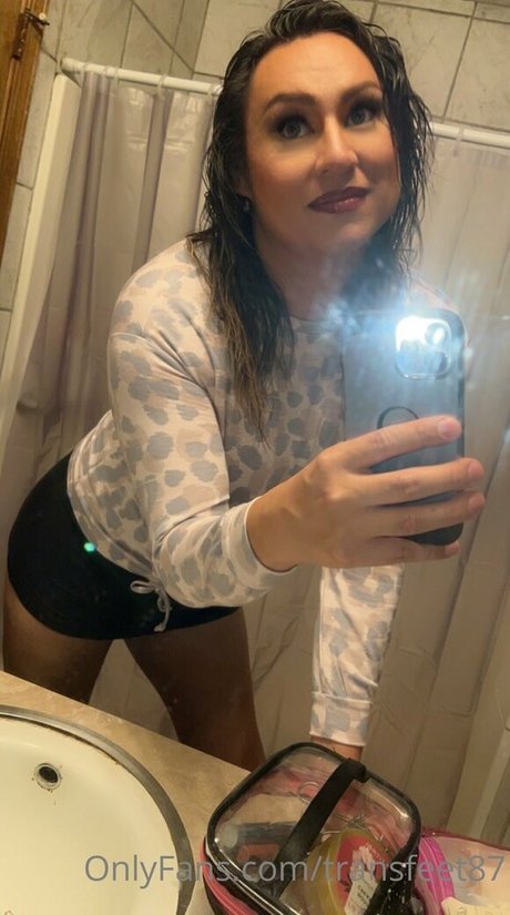 tgirlfeet35 hd pornstar photo