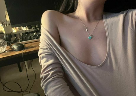 annie97721 pretty pornstar pictures