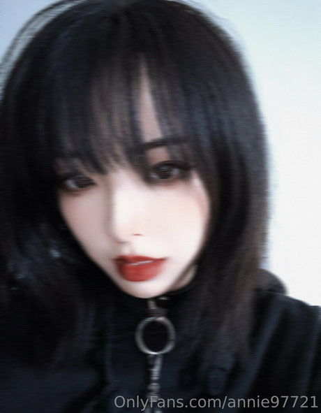 annie97721 model erotic gallery