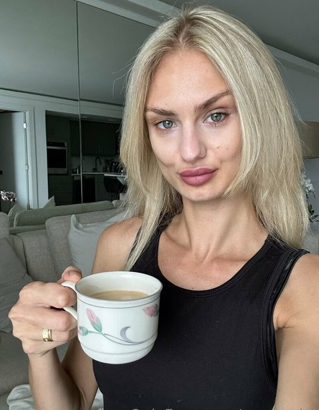 gigixgossiptalk model pornographic gallery