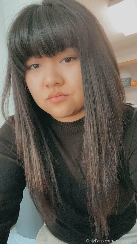 toetalwreck pornographic star pic