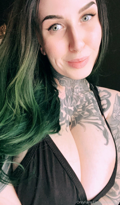 bxblackout top star picture