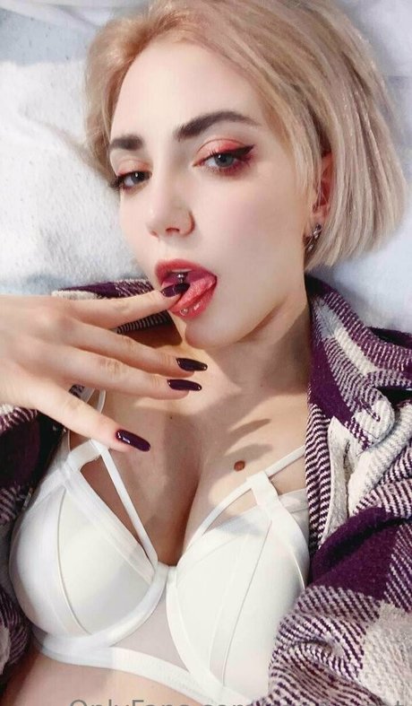 fleurxy art actress gallery