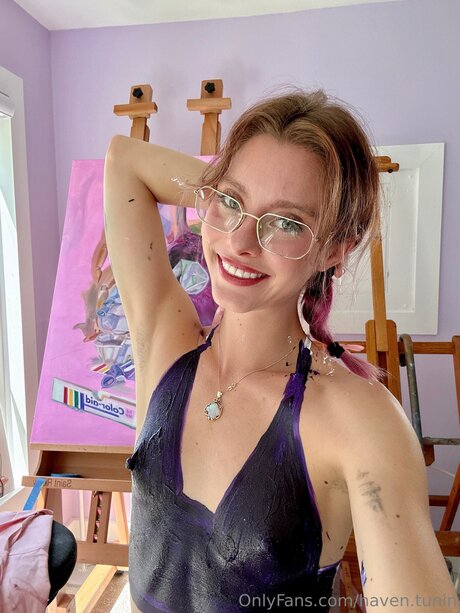 Haven tunin sexy model images