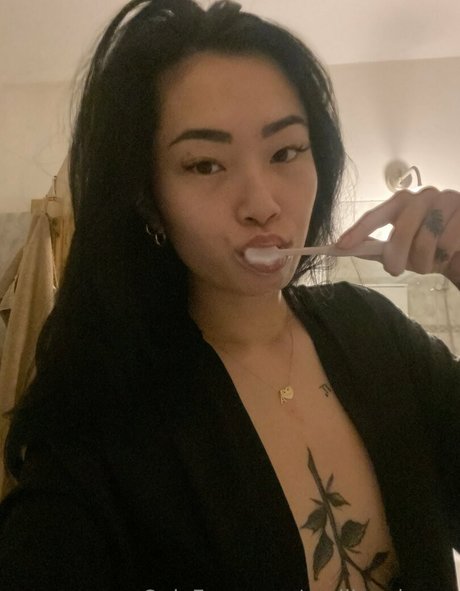 reallingxiaoyu model xxx picture