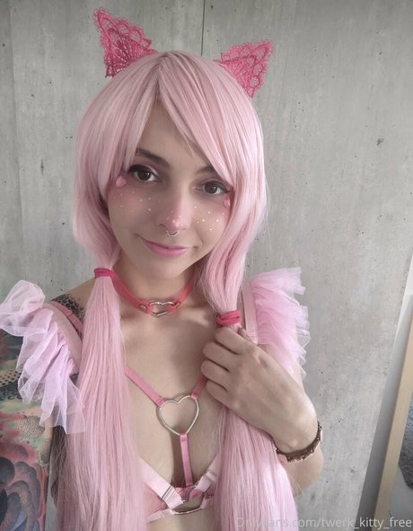 twerk kitty free model hd photo