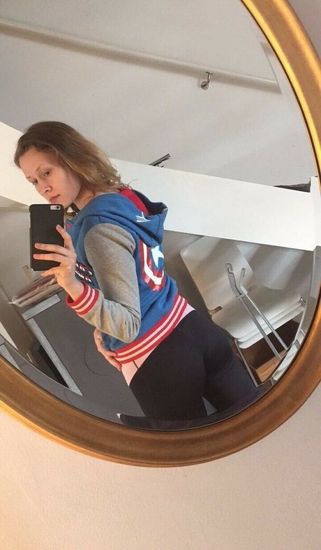 elina twich nudes model photos