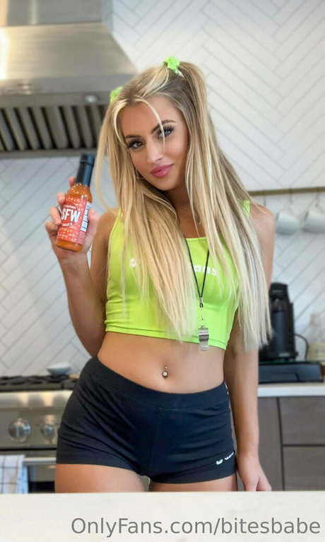 bitesbabe model top gallery