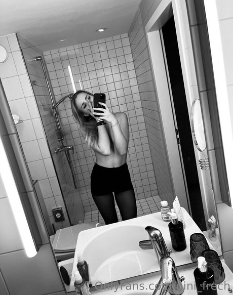 gini frech nude pornstar photos