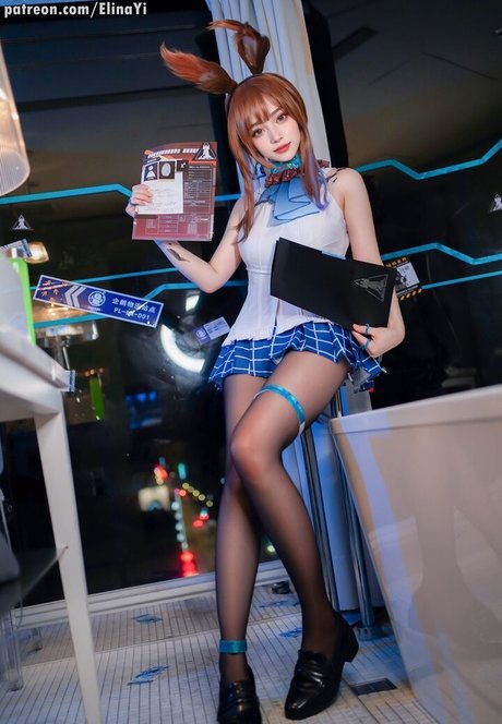 Elina Yi pretty star picture