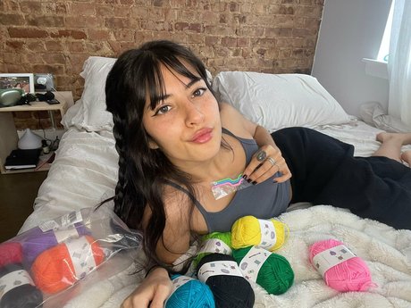 kozywoolkween nude model images