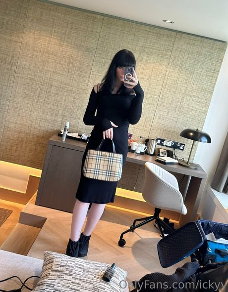 ickyy pornstar art pic