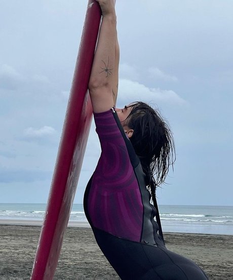 Benee actress images