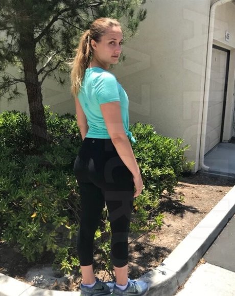 Naomi Kyle sex pornstar photo