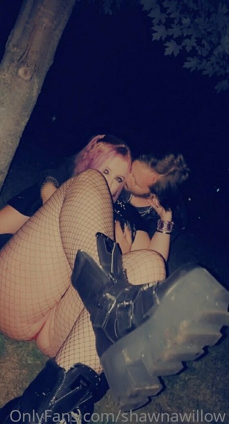 shawnawillow star top photos