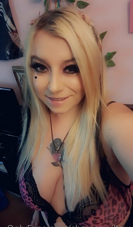 shawnawillow hot pornstar pictures