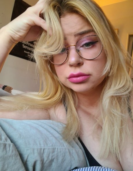 glitterbabeprincess pornstar perfect photo