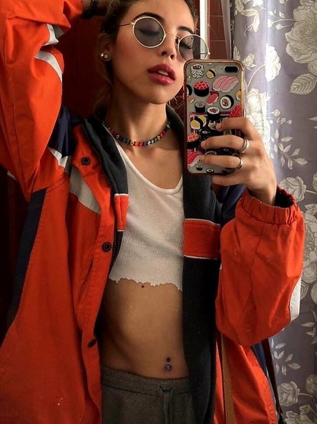 Charisma Kain sexy star galleries