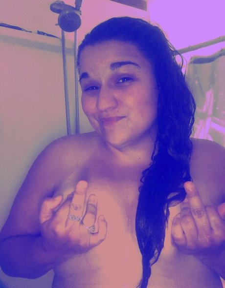 begformolly hot star galleries