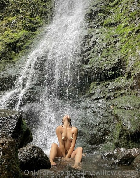 callmewillow deean nudes actress pictures