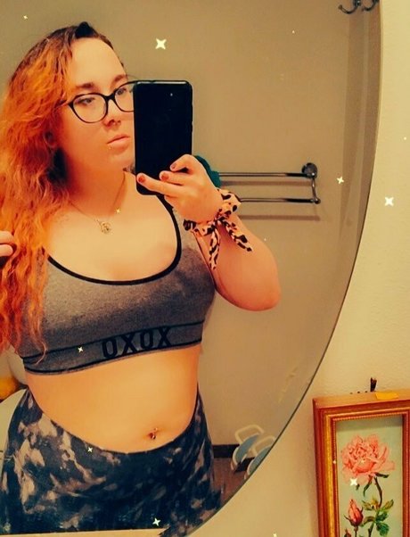 iris nikole perfect actress gallery