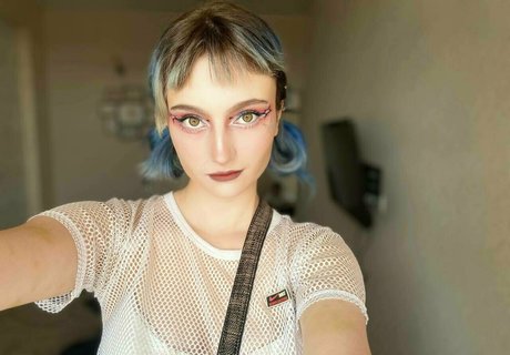 leilaagrace exclusive model img