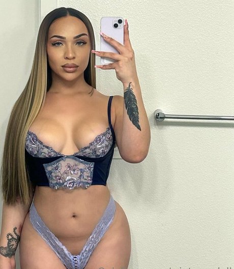 Winterxxdoll hd actress pic