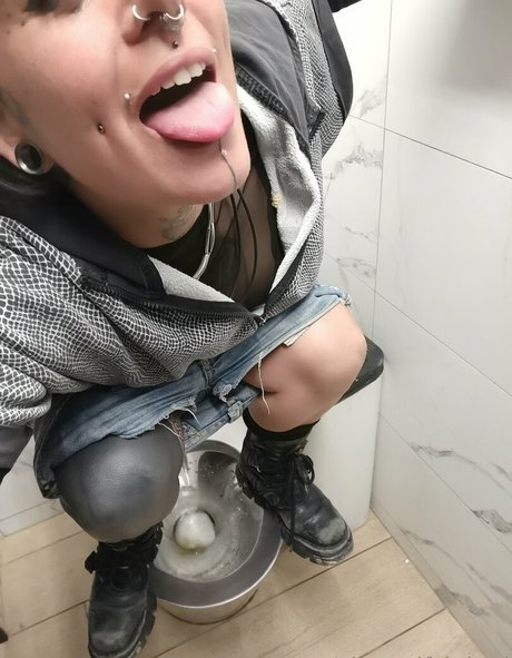 shewolf inked top pornstar gallery